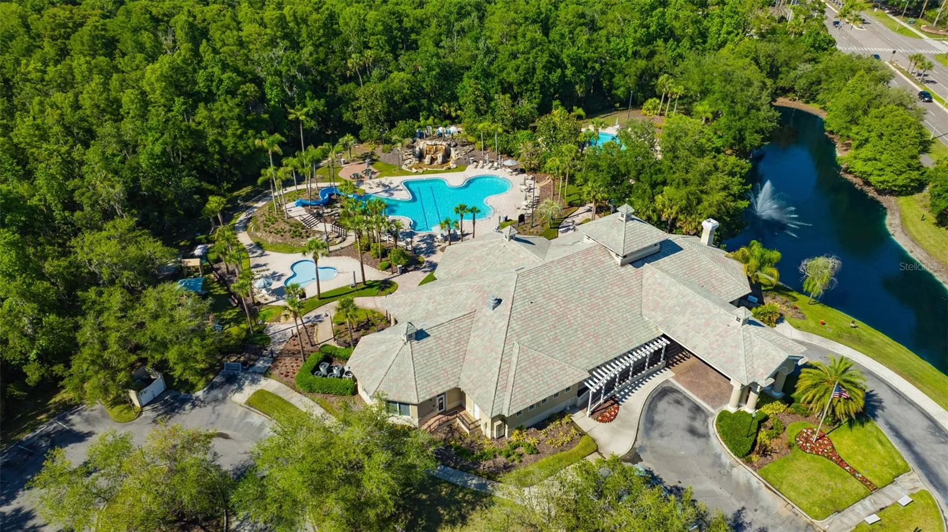 5018 Sterling Manor Drive Tampa FL 33647