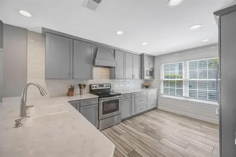 5018 Sterling Manor Drive Tampa FL 33647