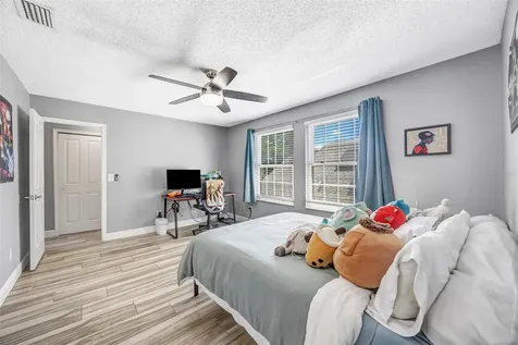 5018 Sterling Manor Drive Tampa FL 33647