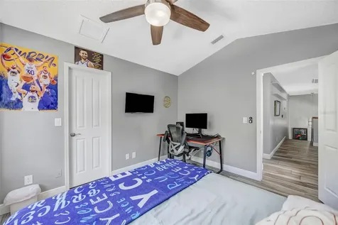 5018 Sterling Manor Drive Tampa FL 33647