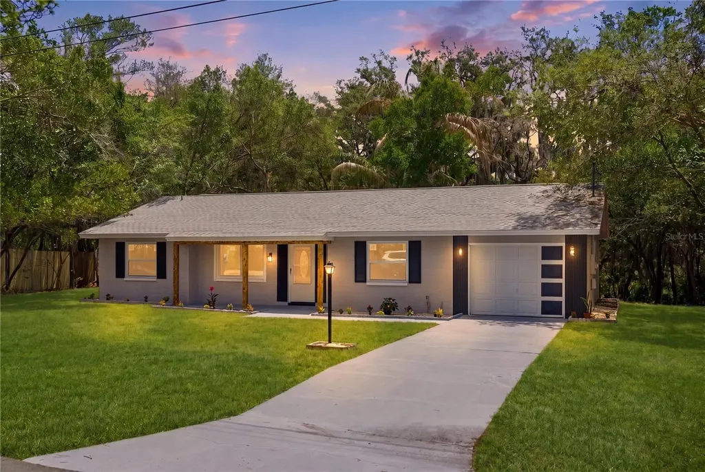4446 Watt Avenue Spring Hill FL 34608