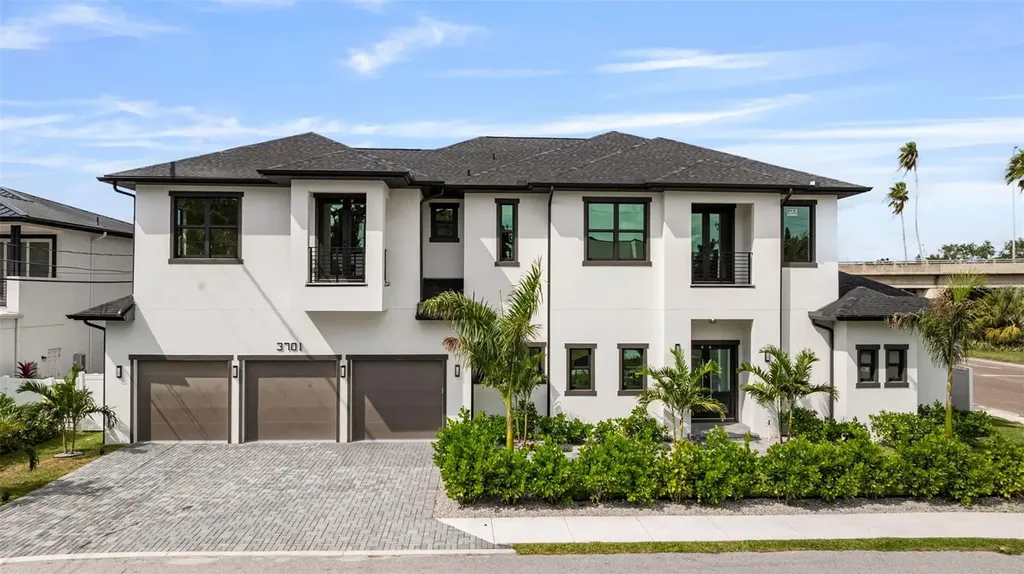 3701 S Lynwood Avenue Tampa FL 33611