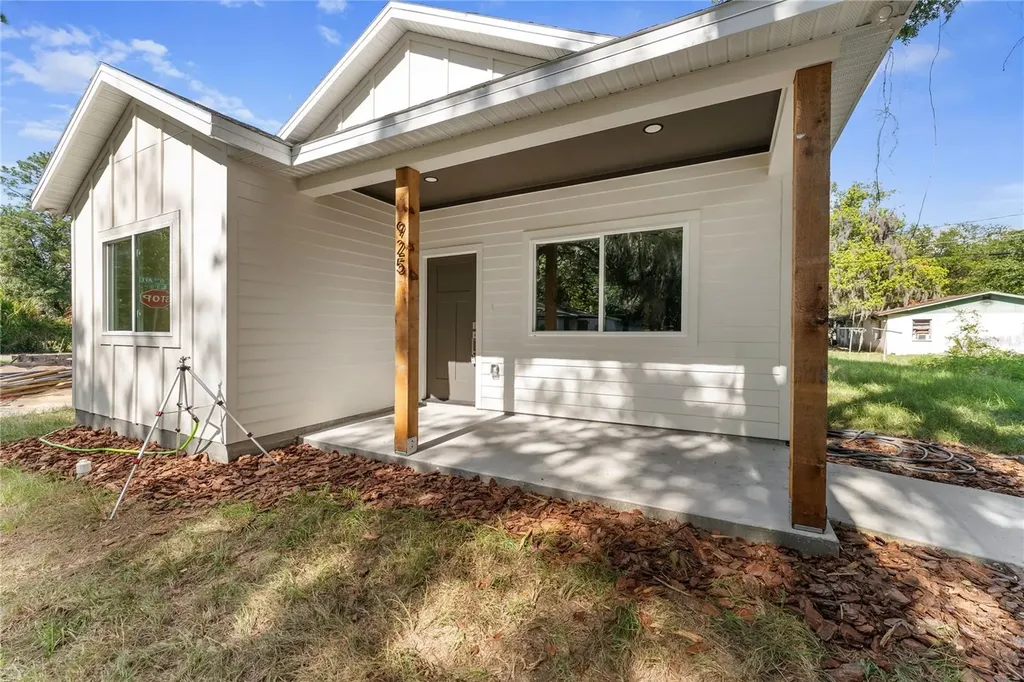 925 NE 17th Drive Gainesville FL 32641