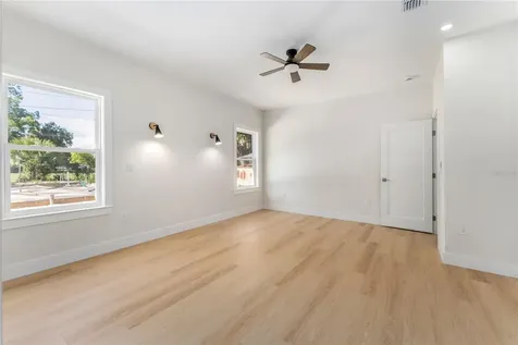 925 NE 17th Drive Gainesville FL 32641