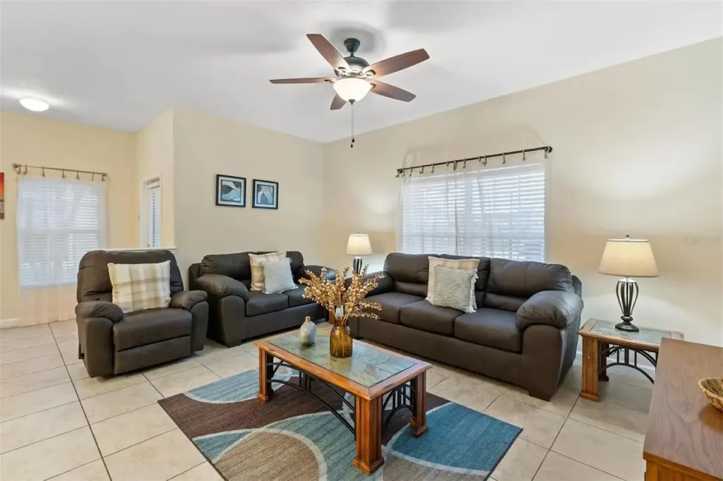 3071 Beach Palm Avenue Kissimmee FL 34747