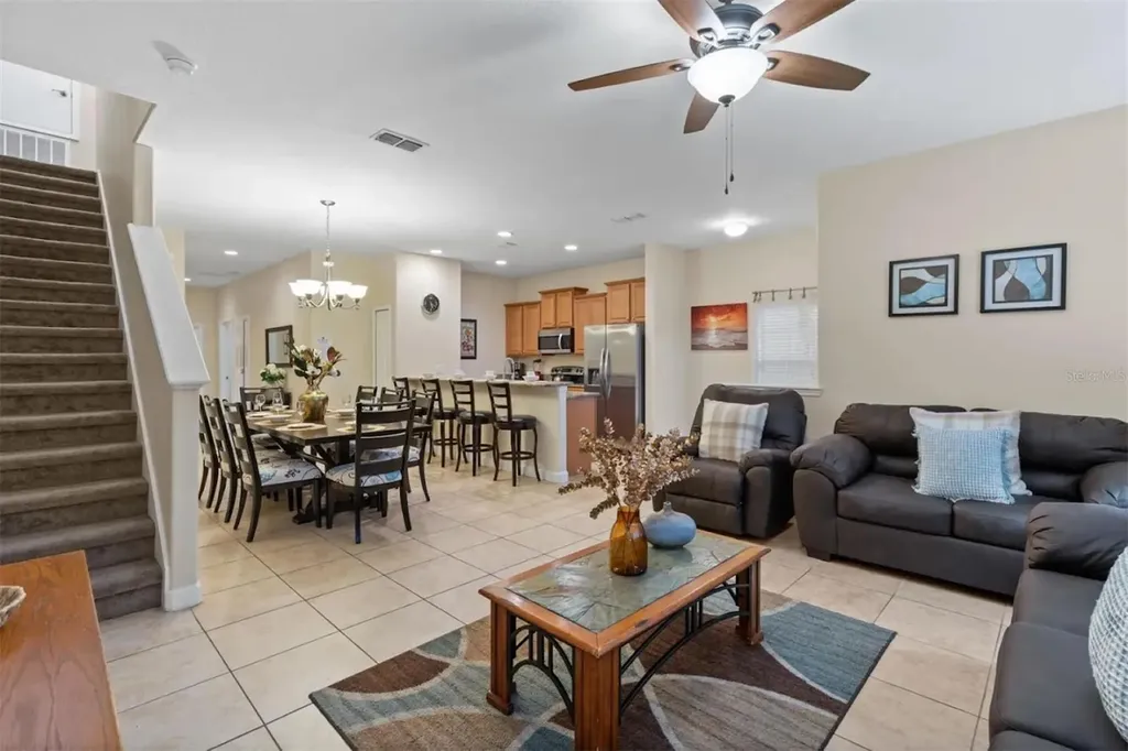 3071 Beach Palm Avenue Kissimmee FL 34747