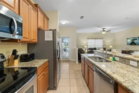 3071 Beach Palm Avenue Kissimmee FL 34747