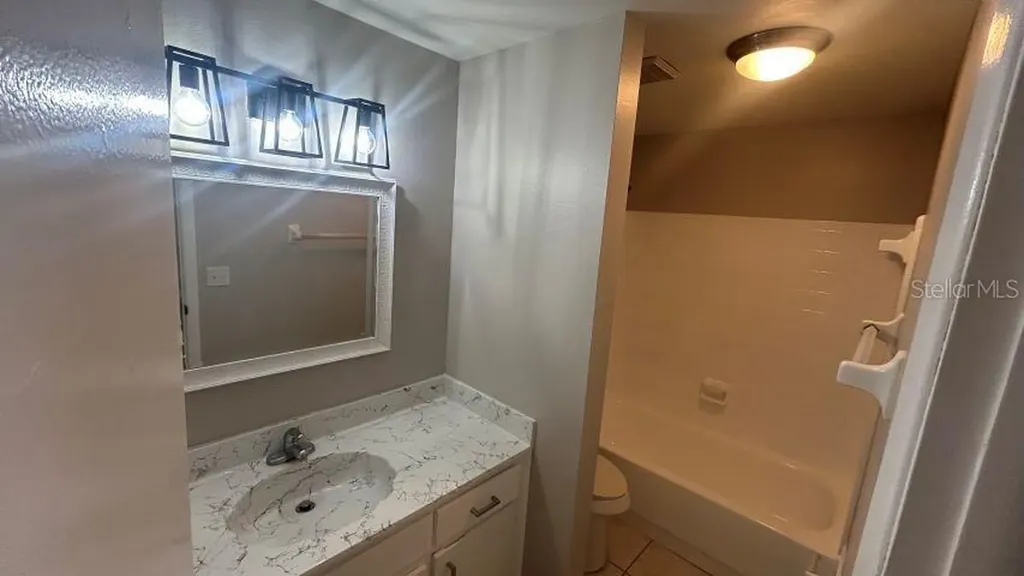 3216 Saddlebrook Avenue Tampa FL 33618