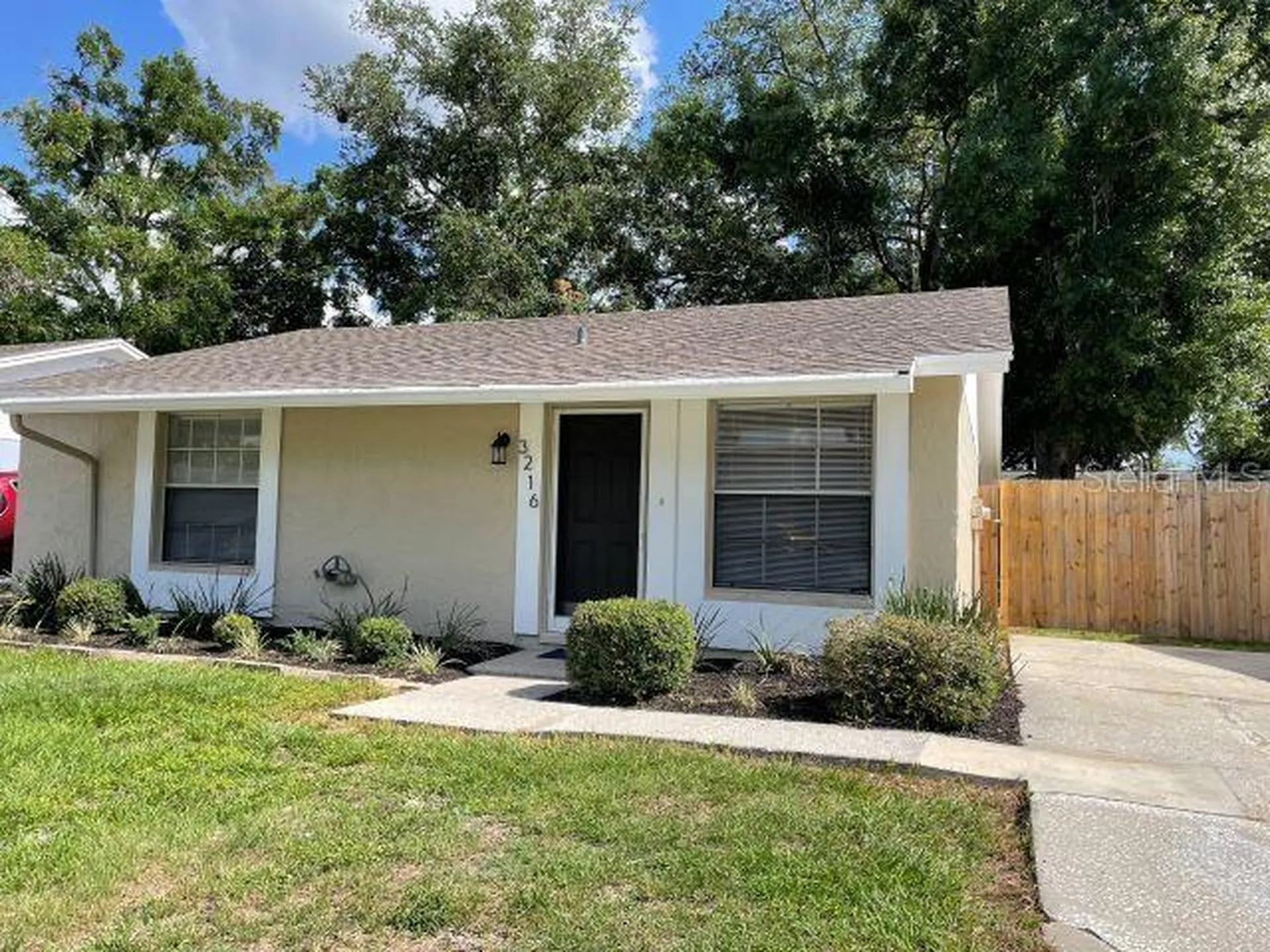 3216 Saddlebrook Avenue Tampa FL 33618