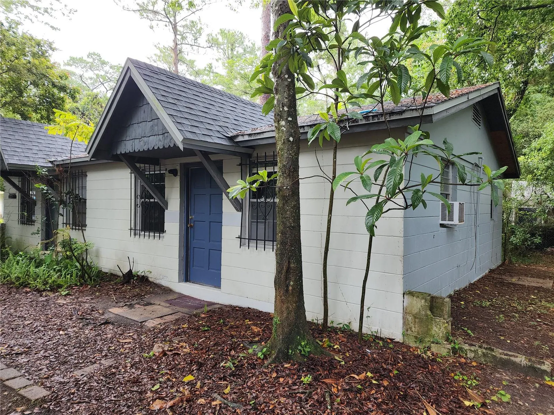 1958 NW 4 Street Gainesville FL 32609