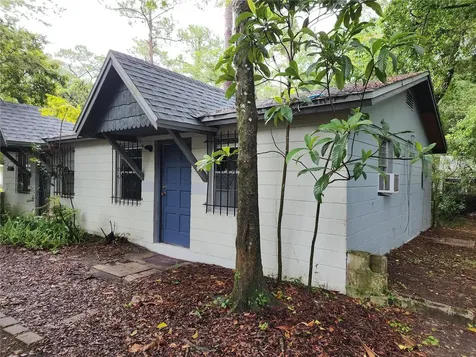 1958 NW 4 Street Gainesville FL 32609
