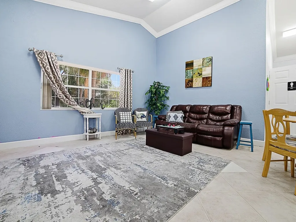 1431 Lake Villa Drive Tavares FL 32778