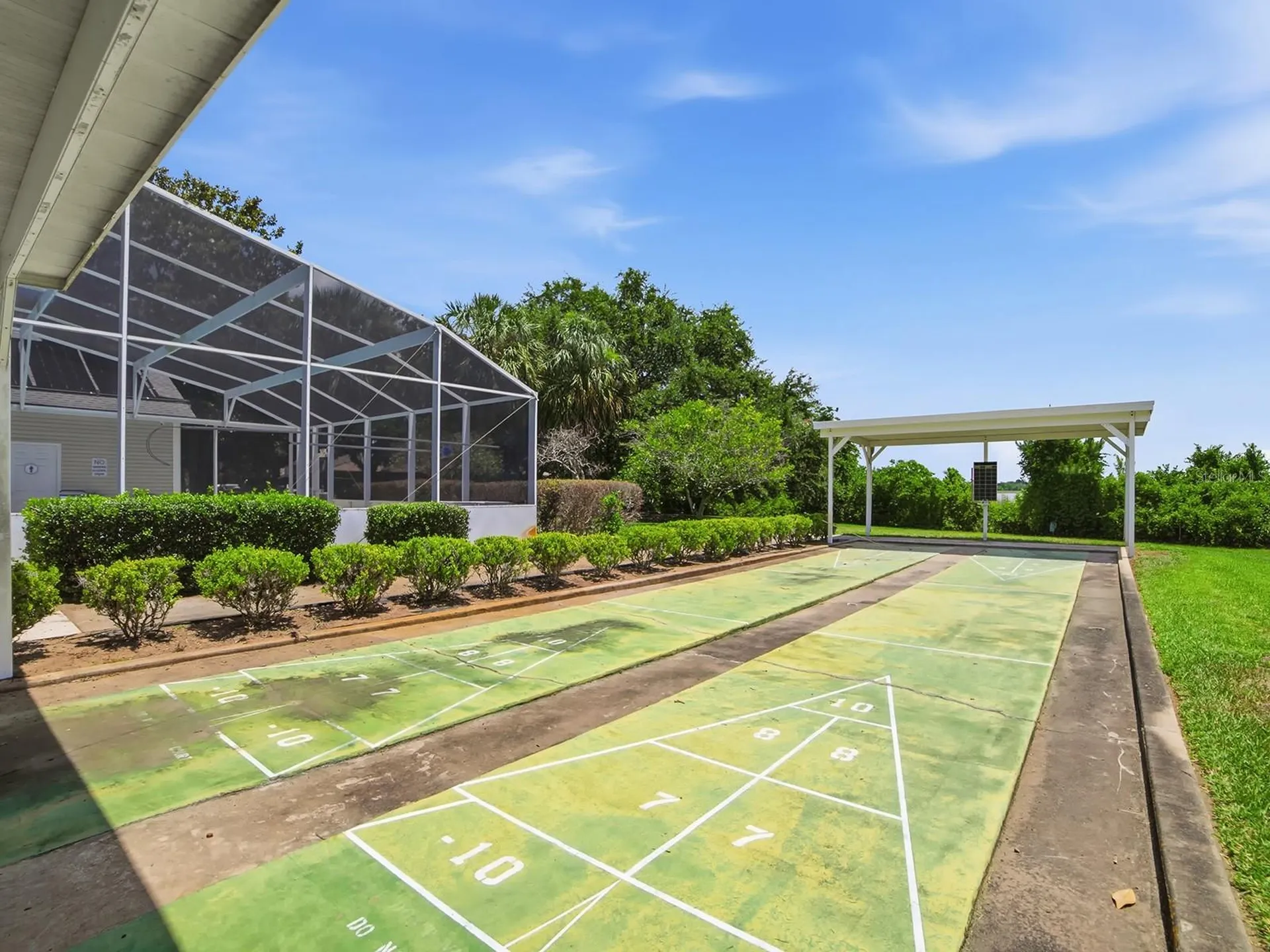 1431 Lake Villa Drive Tavares FL 32778