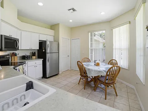 1431 Lake Villa Drive Tavares FL 32778