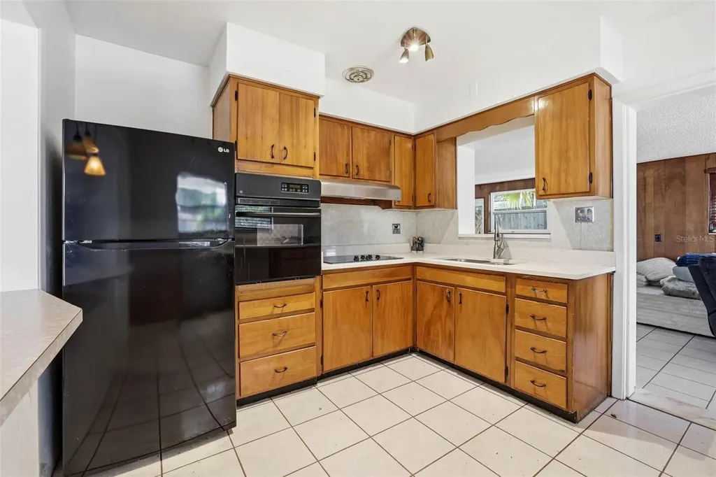 2112 W Orient Street Tampa FL 33607