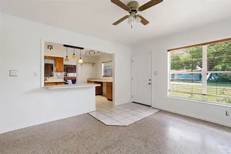 2112 W Orient Street Tampa FL 33607