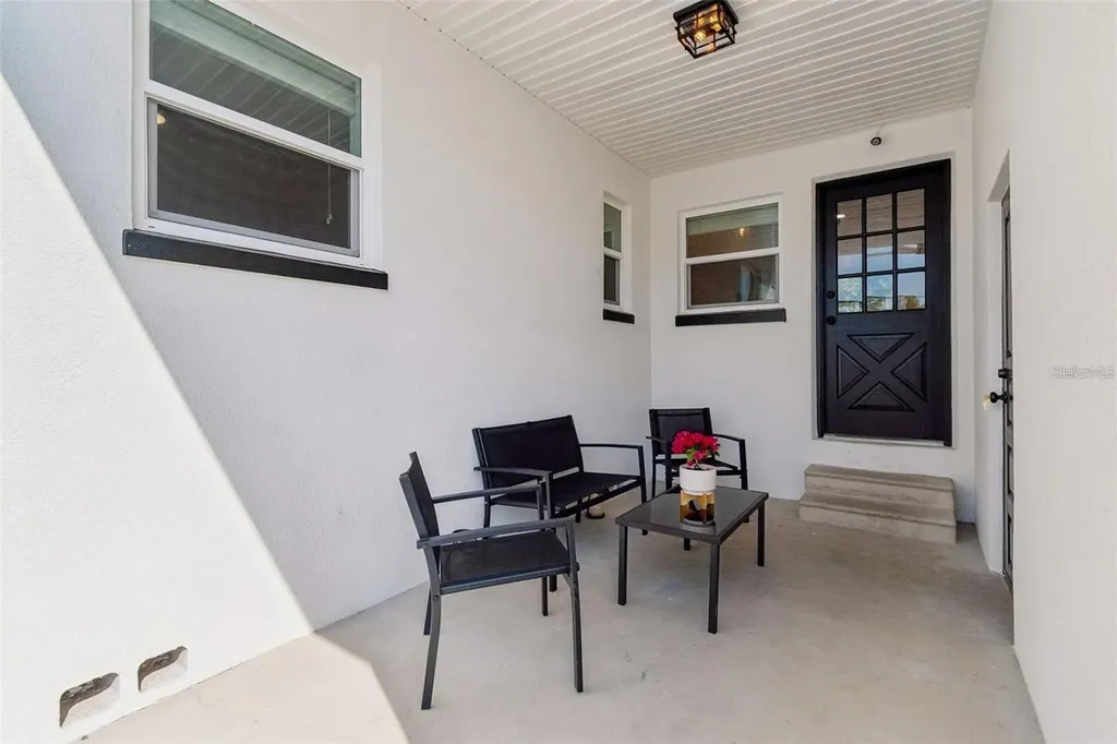 2844 30th Avenue N St Petersburg FL 33713