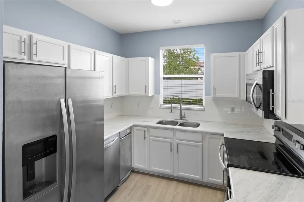 12294 Country White Circle Tampa FL 33635
