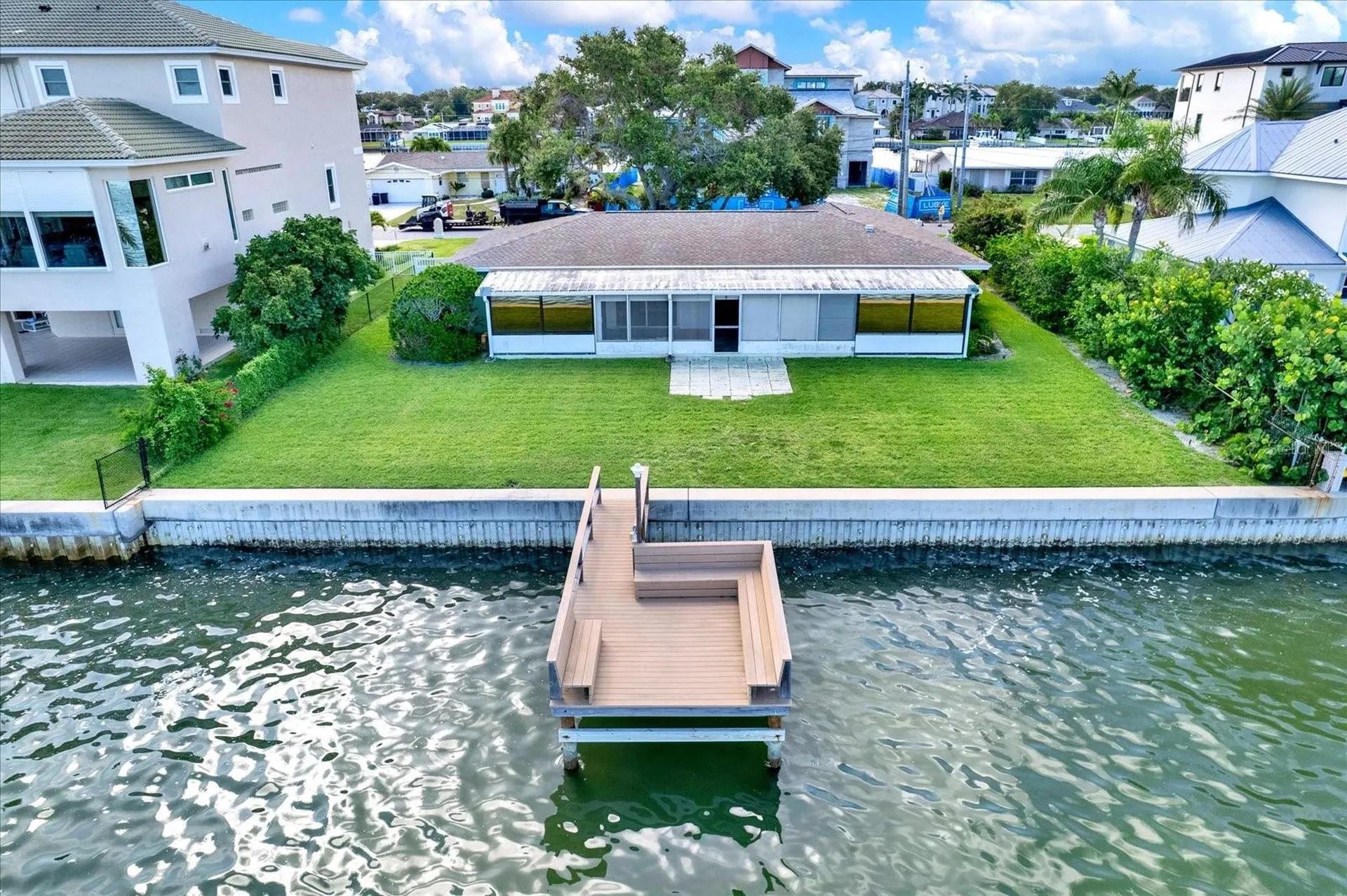218 Driftwood Lane Largo FL 33770