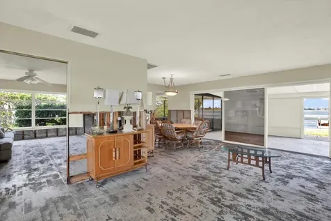 218 Driftwood Lane Largo FL 33770