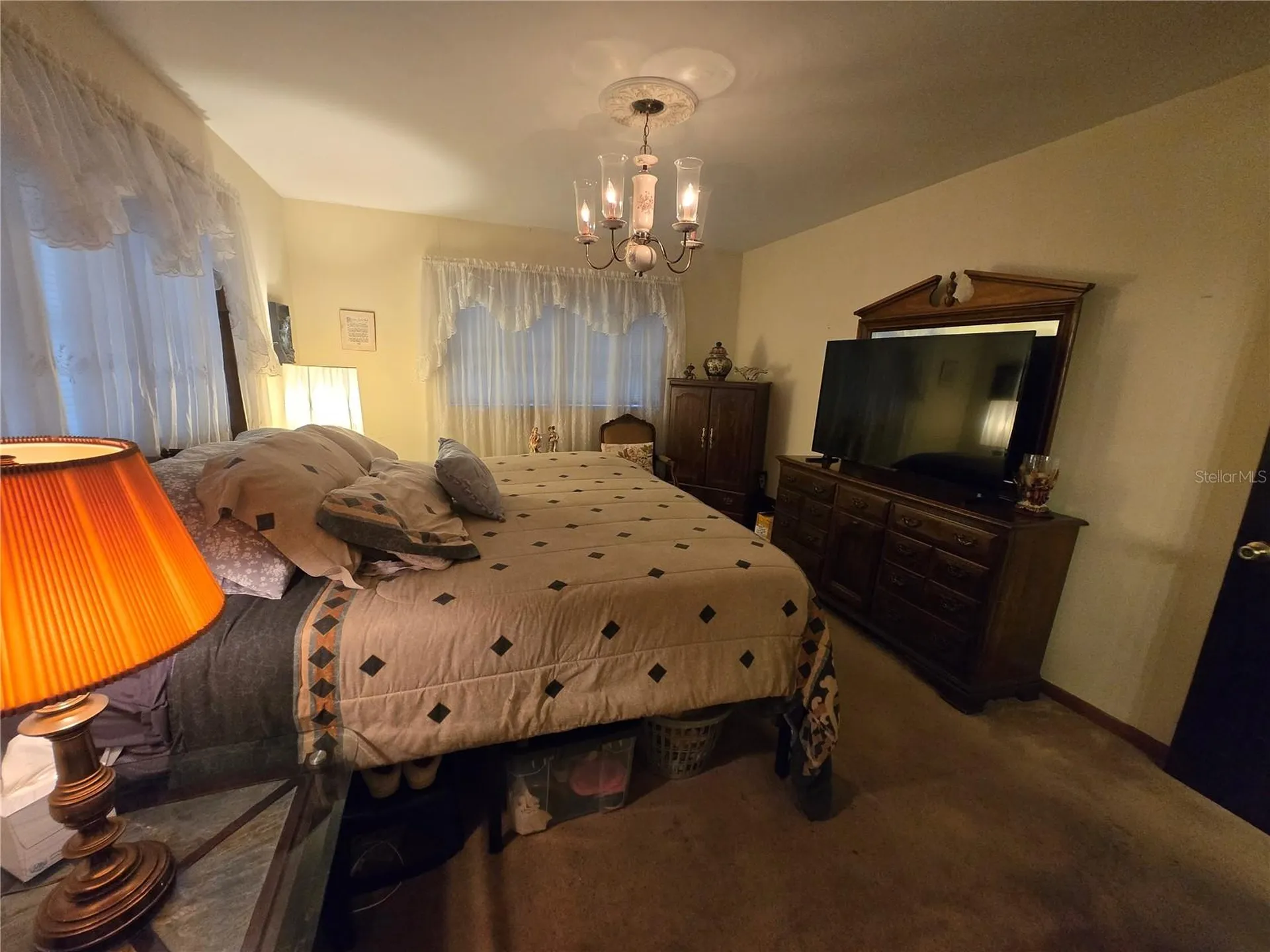 2304 W Woodlawn Avenue Tampa FL 33618