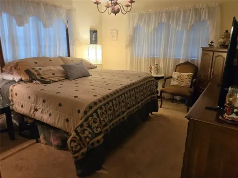 2304 W Woodlawn Avenue Tampa FL 33618