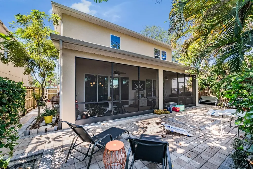 3007 W Palmira Avenue Tampa FL 33629