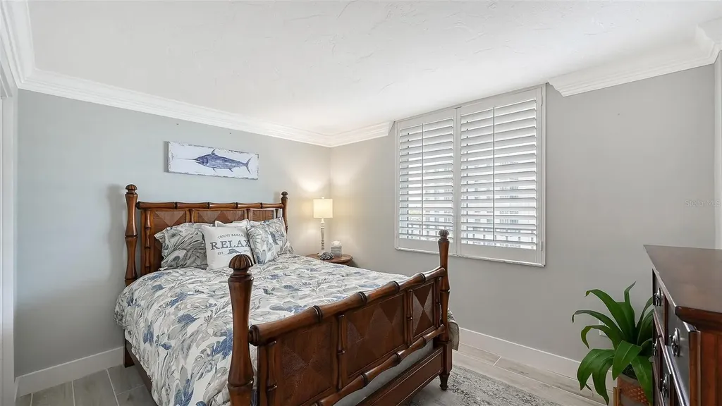 5880 Midnight Pass Road Sarasota FL 34242