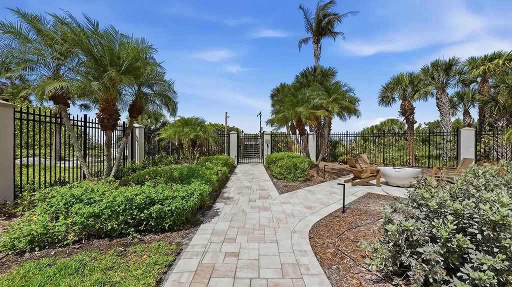 5880 Midnight Pass Road Sarasota FL 34242