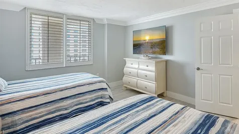 5880 Midnight Pass Road Sarasota FL 34242