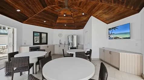 5880 Midnight Pass Road Sarasota FL 34242