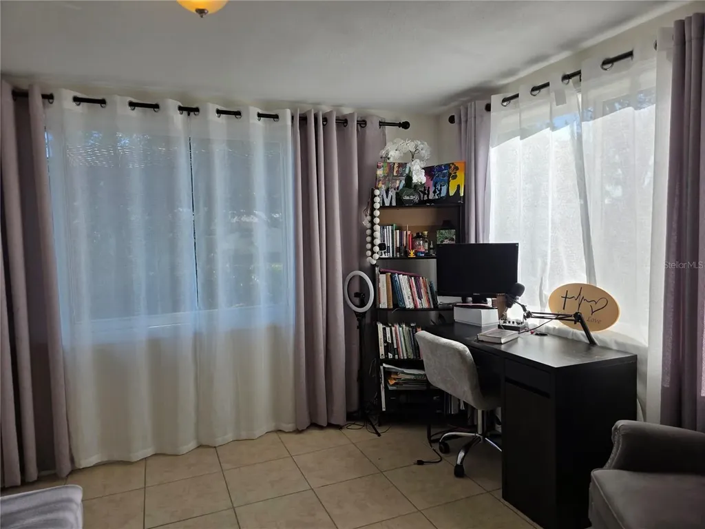 4823 Longwood Avenue Holiday FL 34690