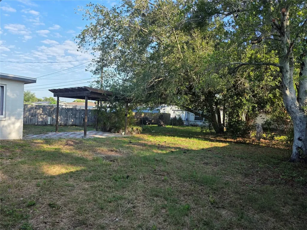 4823 Longwood Avenue Holiday FL 34690