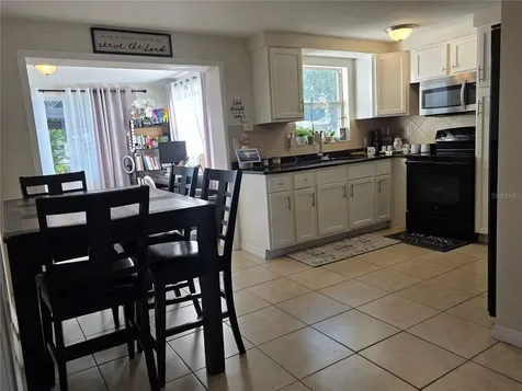 4823 Longwood Avenue Holiday FL 34690