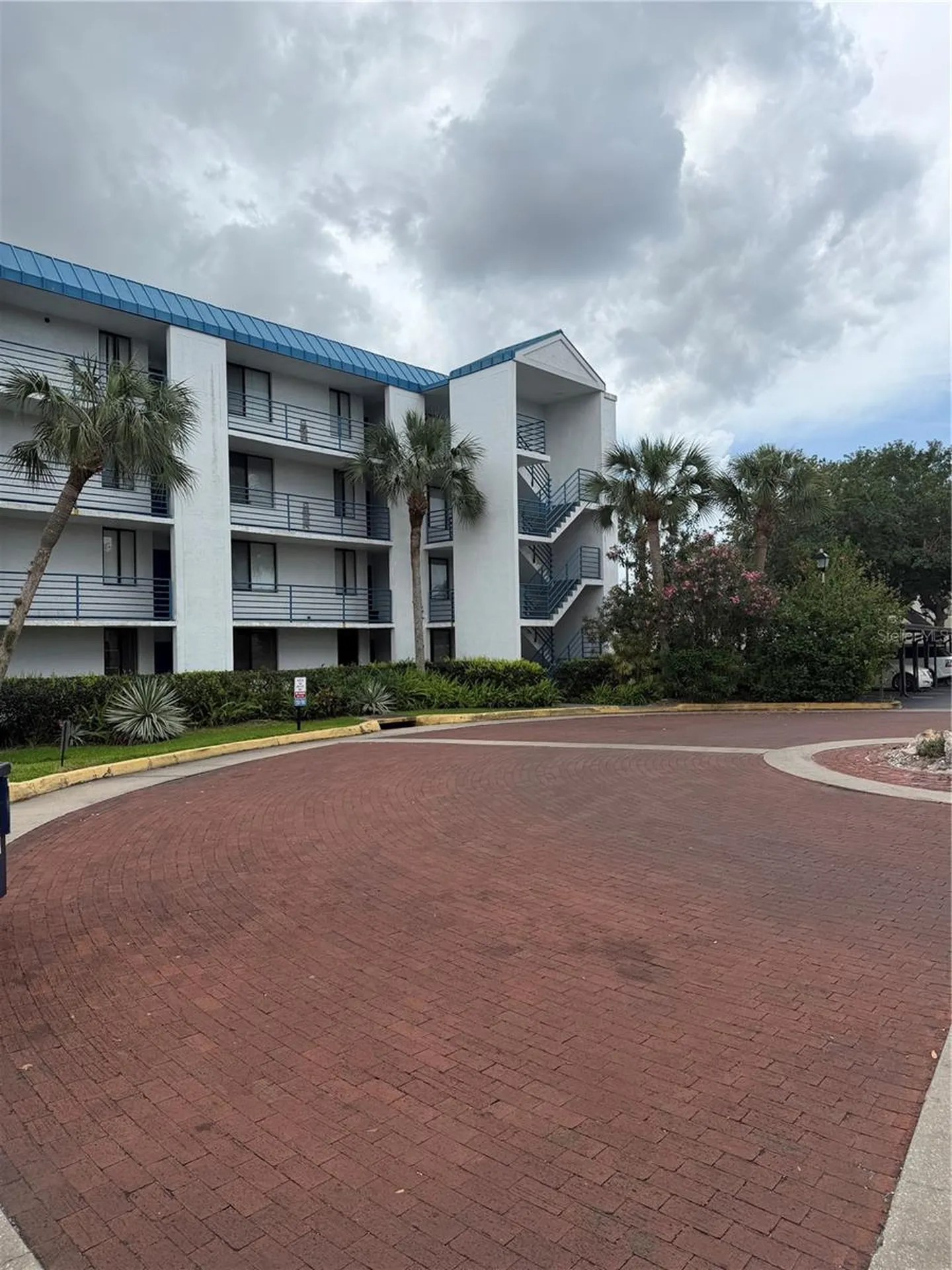 2424 W Tampa Bay Boulevard Tampa FL 33607