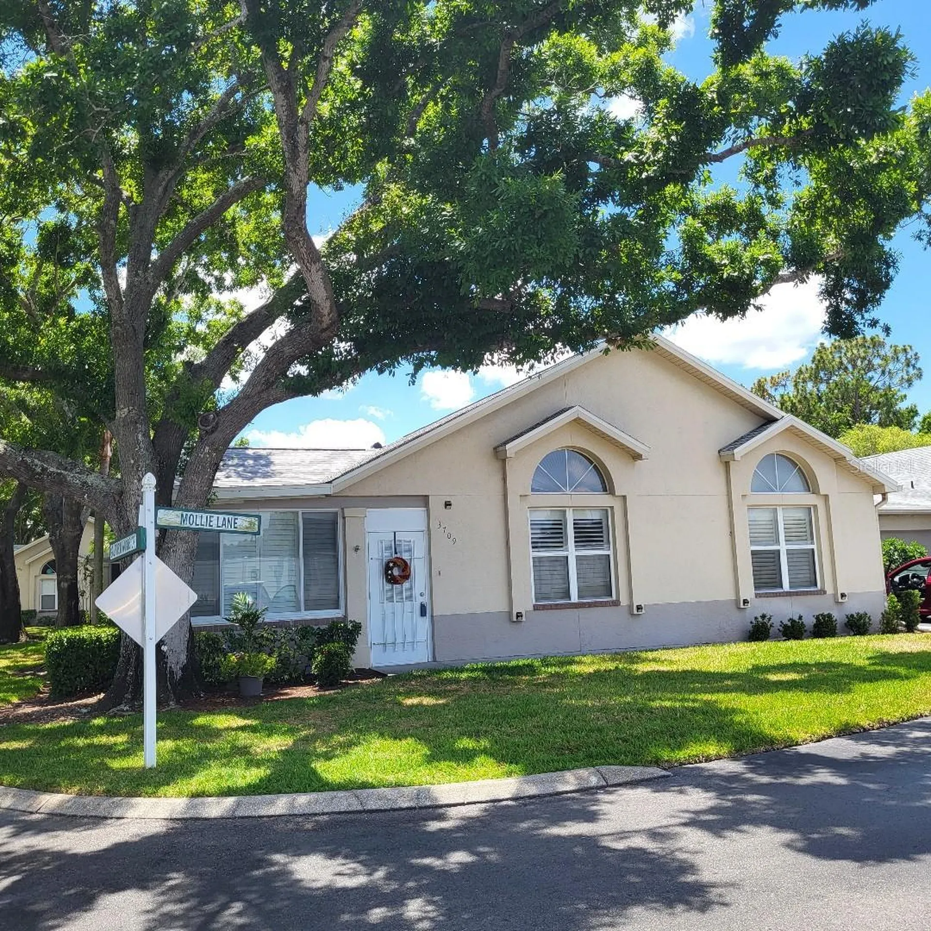 3709 Mollie Lane Ruskin FL 33573