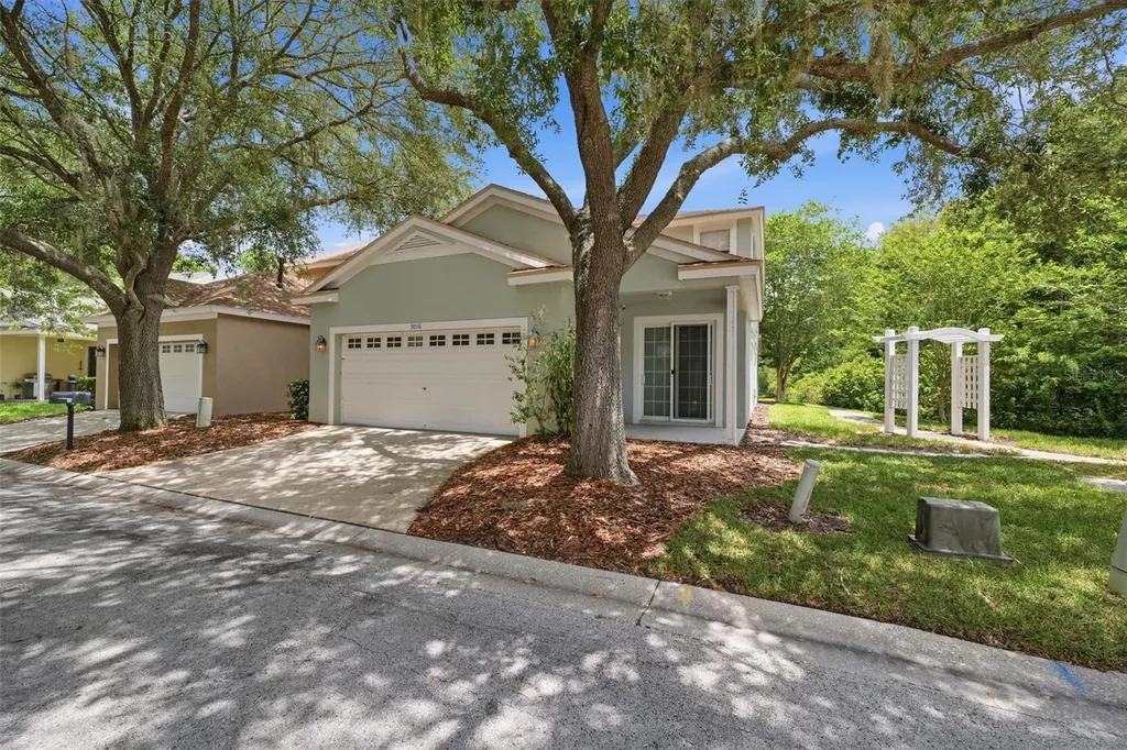 5016 Bridgeway Lane Lutz FL 33558
