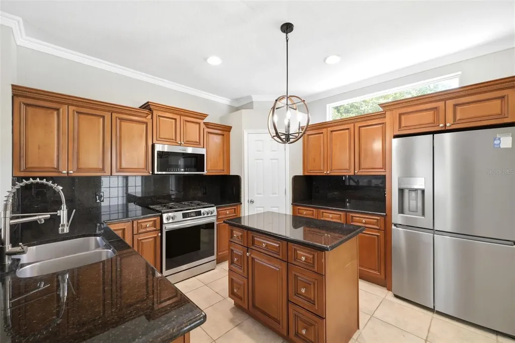 5016 Bridgeway Lane Lutz FL 33558