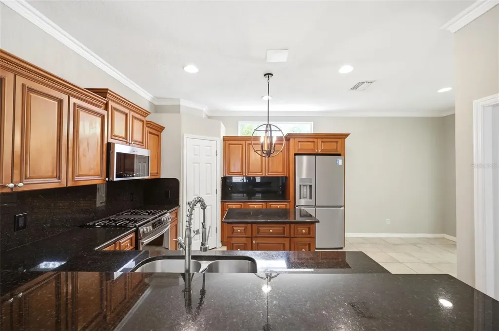 5016 Bridgeway Lane Lutz FL 33558