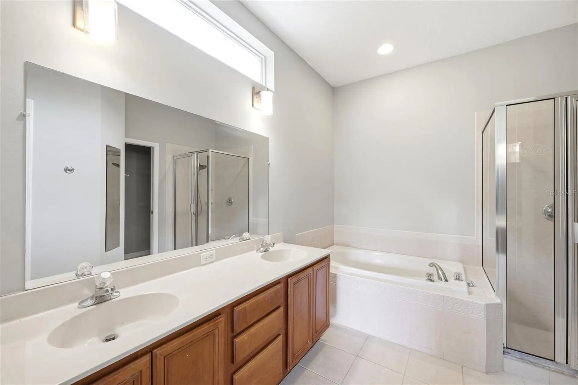 5016 Bridgeway Lane Lutz FL 33558