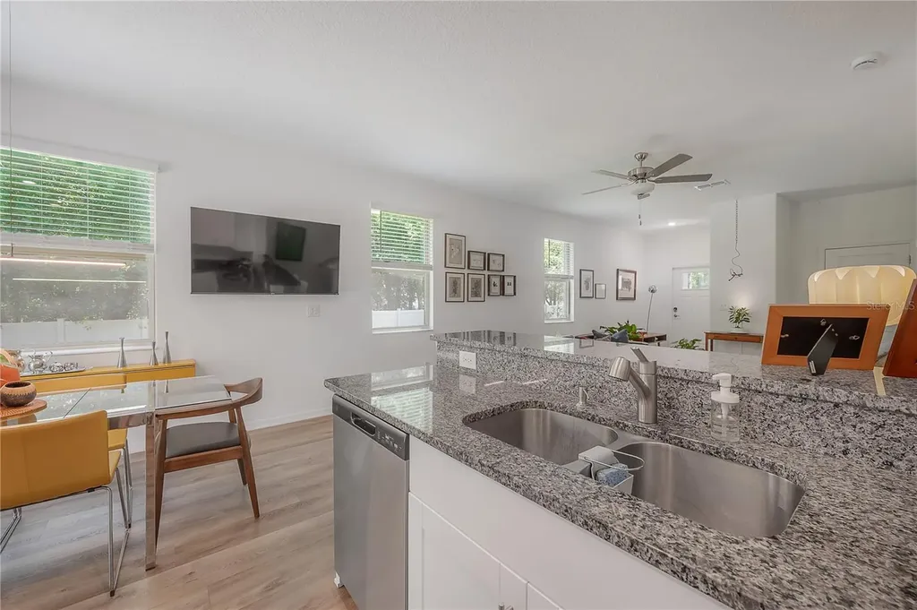 5223 Forum Boulevard Holiday FL 34690