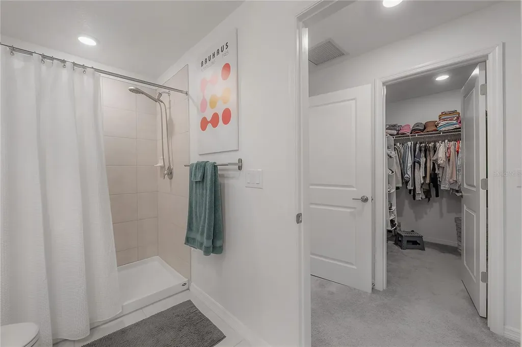 5223 Forum Boulevard Holiday FL 34690