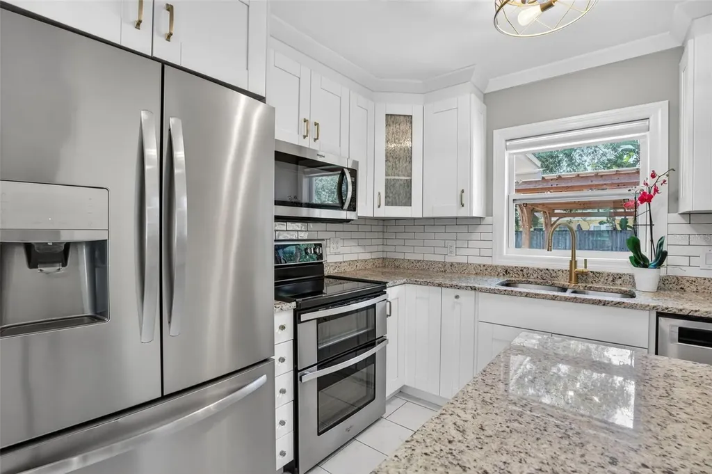 2810 Sanders Drive Tampa FL 33611