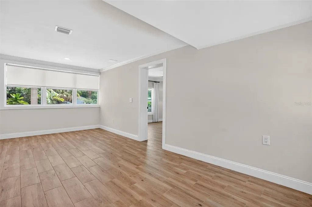 2810 Sanders Drive Tampa FL 33611