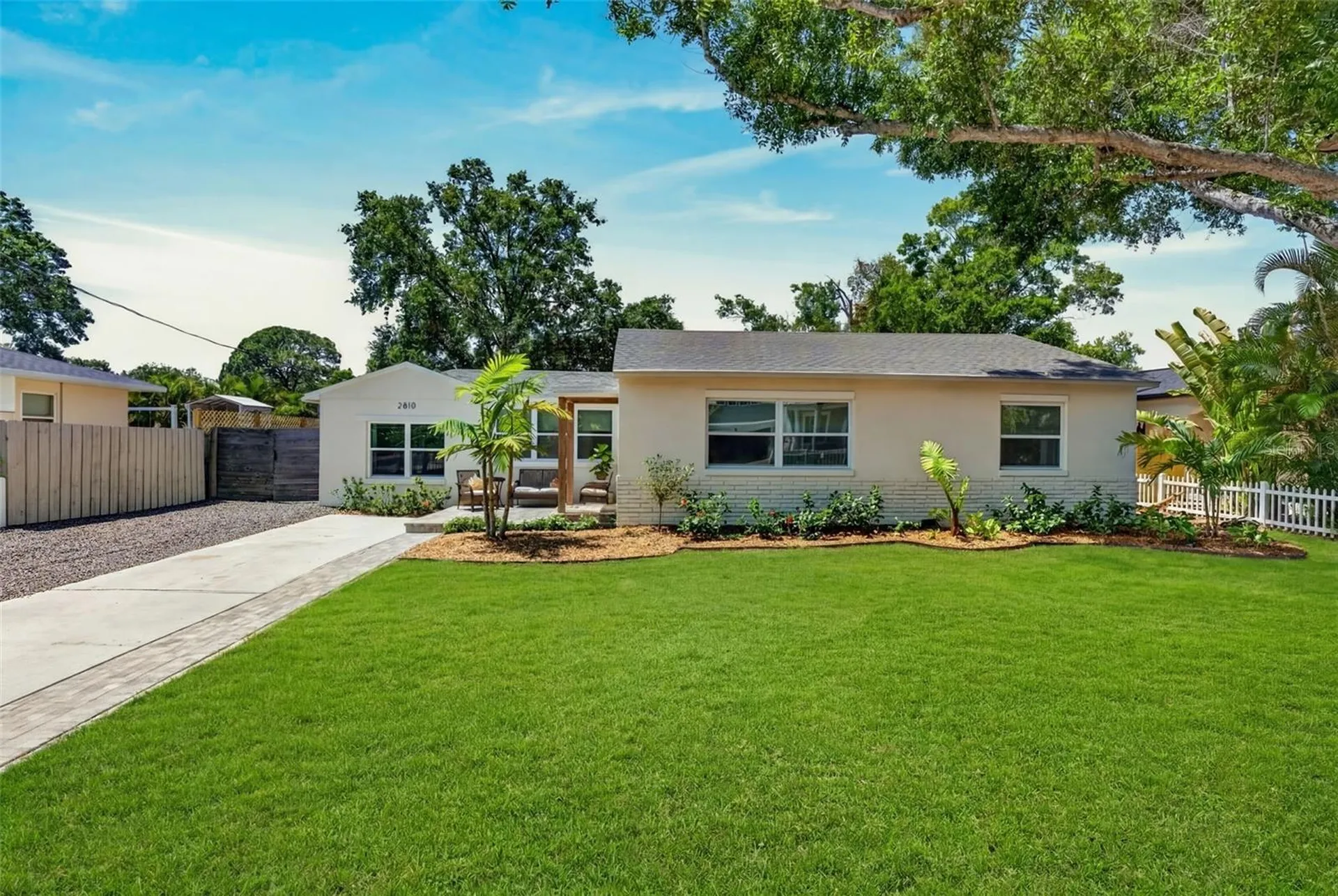 2810 Sanders Drive Tampa FL 33611
