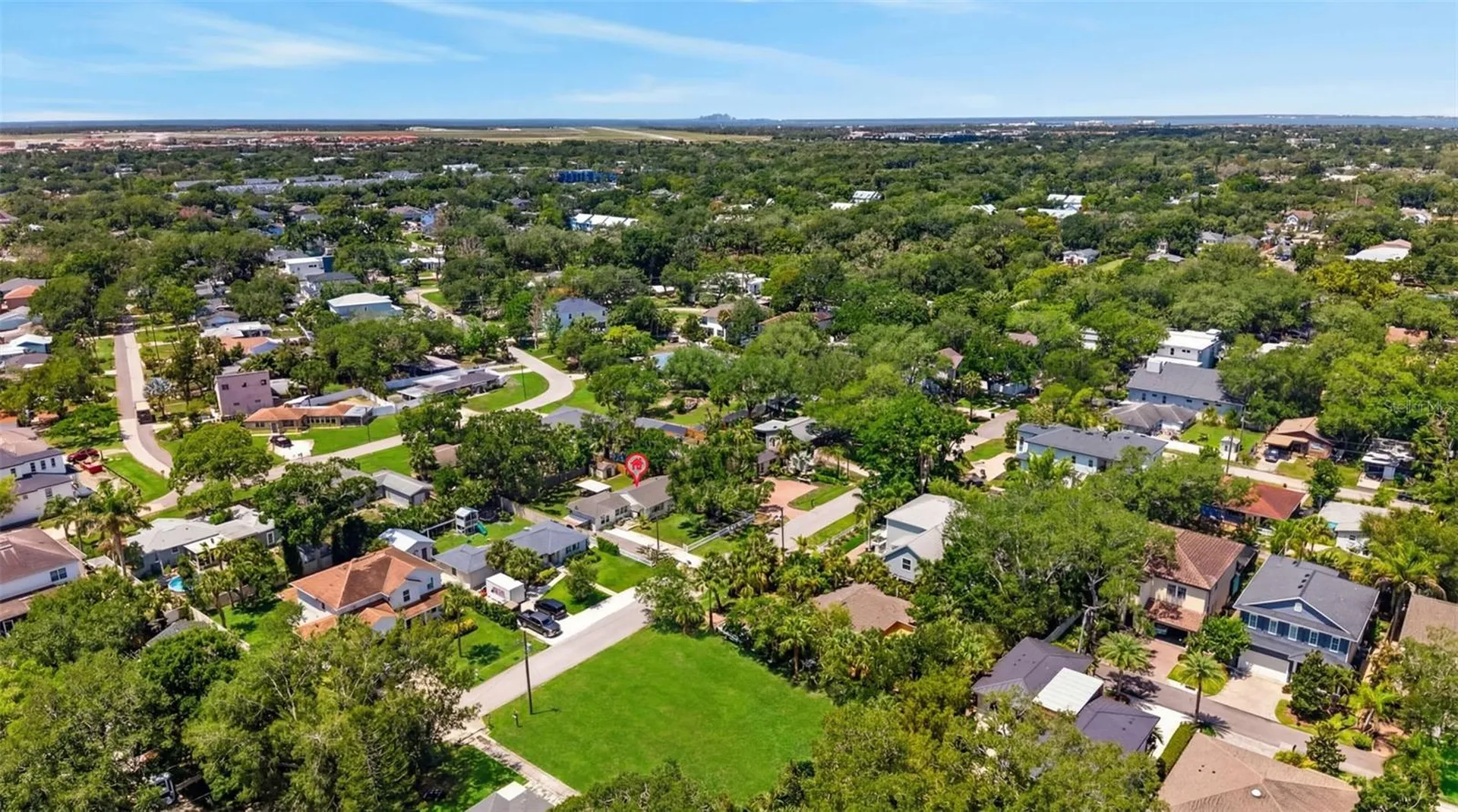 2810 Sanders Drive Tampa FL 33611