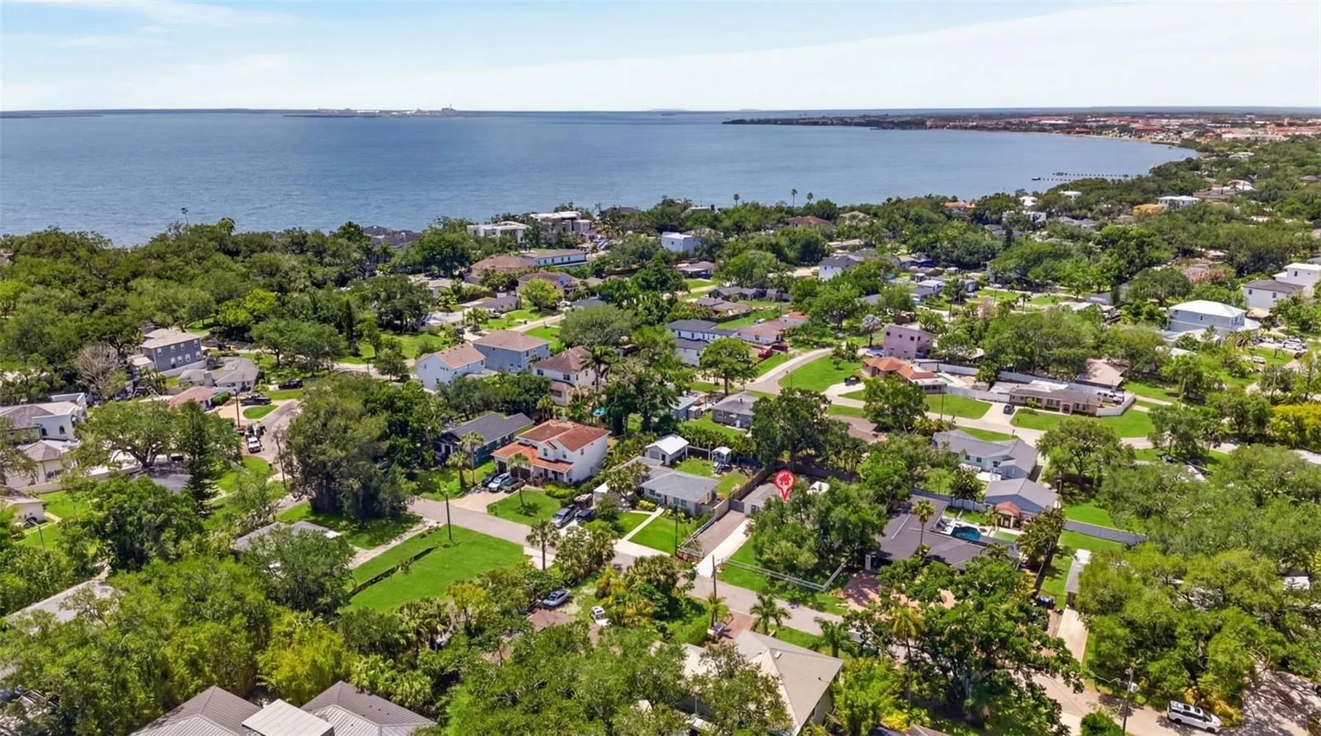 2810 Sanders Drive Tampa FL 33611