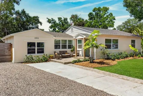 2810 Sanders Drive Tampa FL 33611