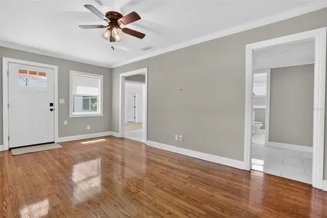 2810 Sanders Drive Tampa FL 33611