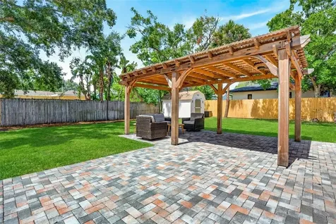 2810 Sanders Drive Tampa FL 33611